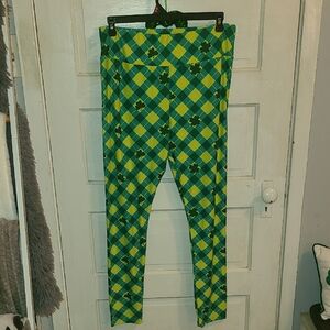 Green and Yellow Plaid Shamrock Leggings
